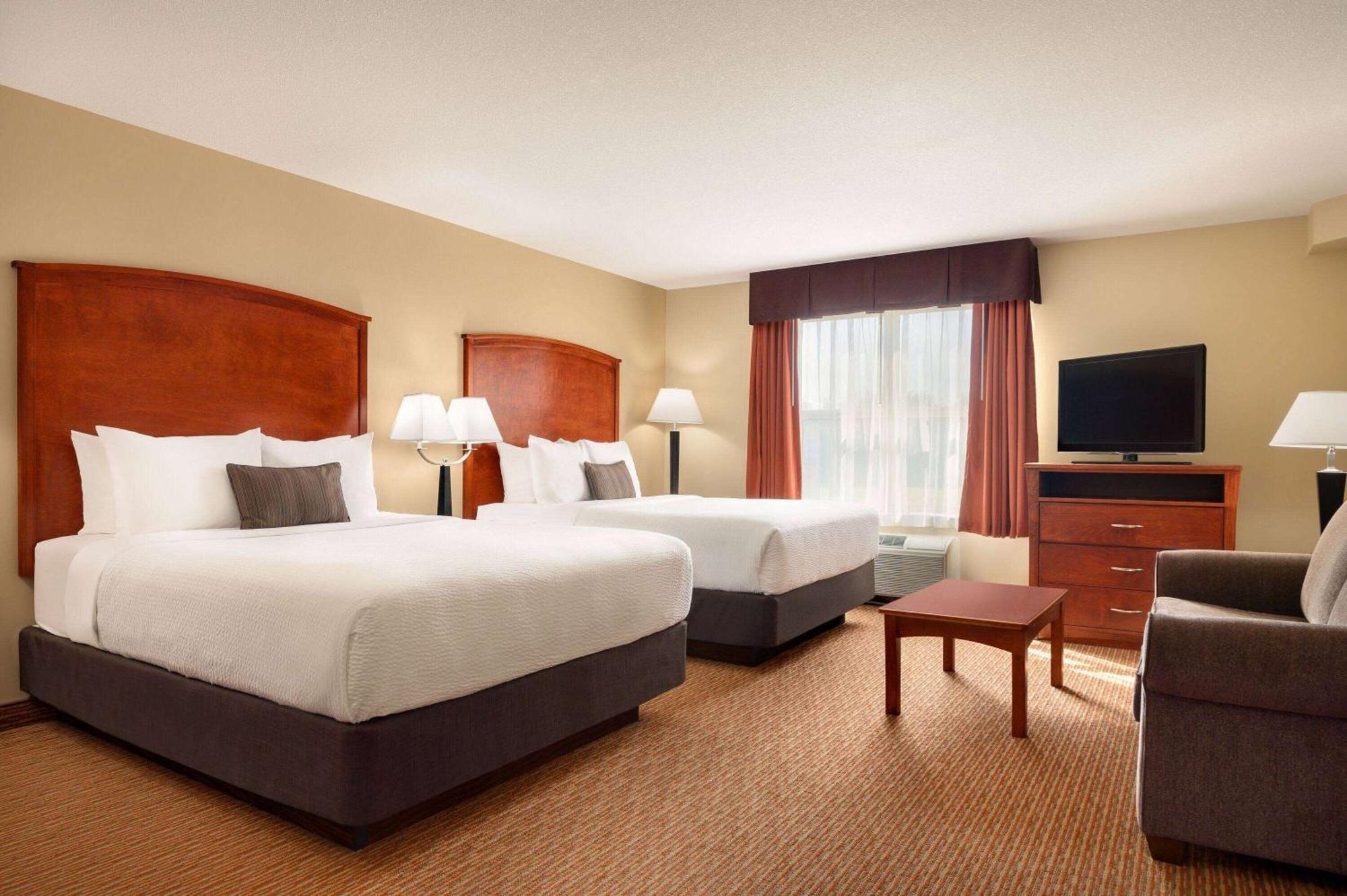 Days Inn & Suites By Wyndham Sherwood Park Edmonton Zewnętrze zdjęcie